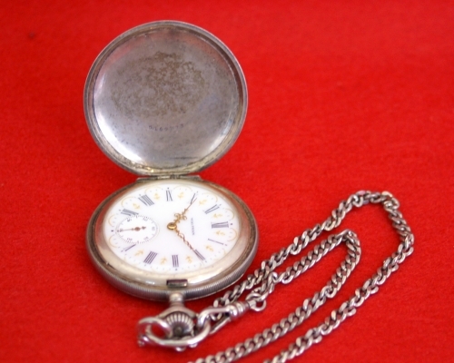 銀側アメリカ製ウオルサム提時計